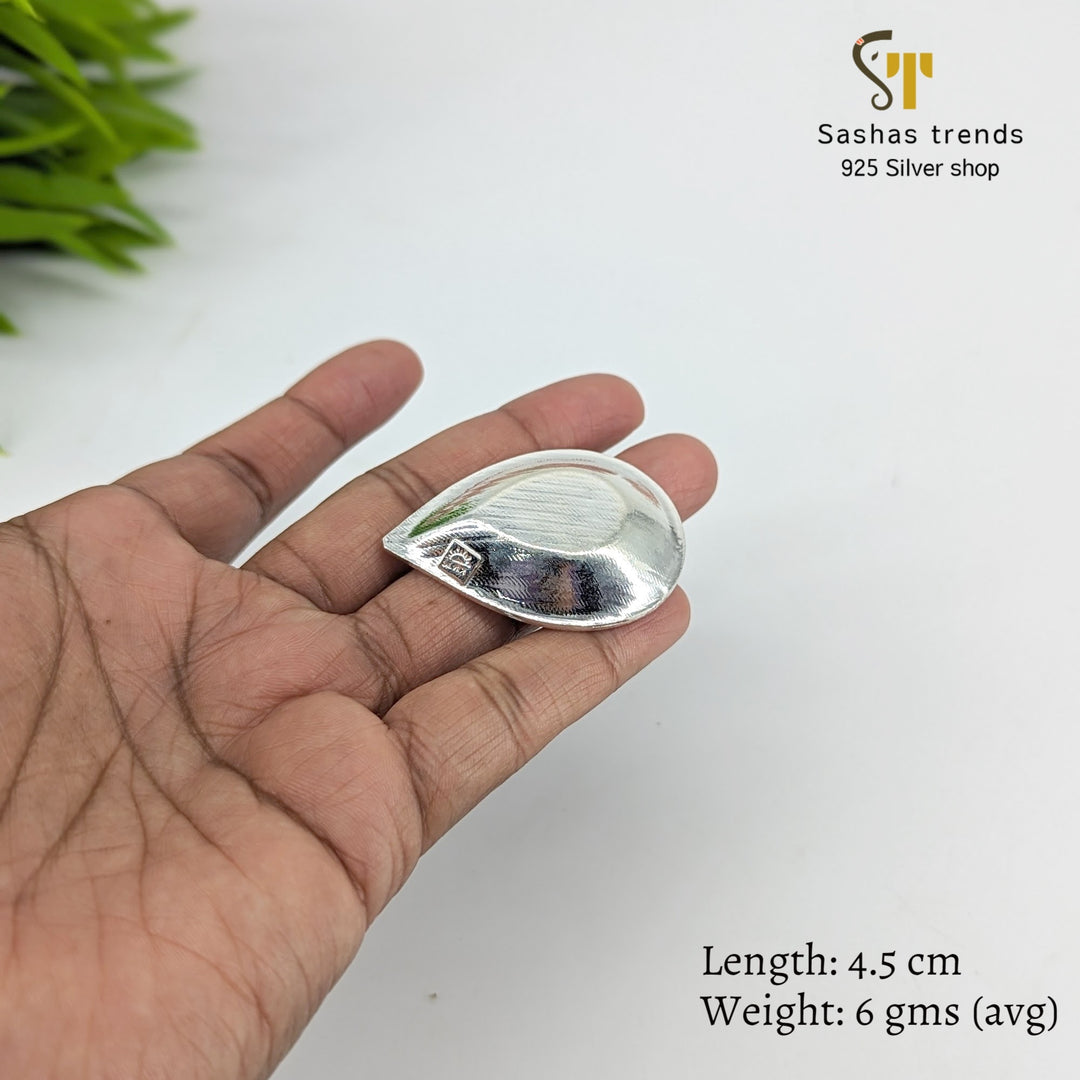 925 Silver mini lamp / Silver mini diya / Silver vilakku