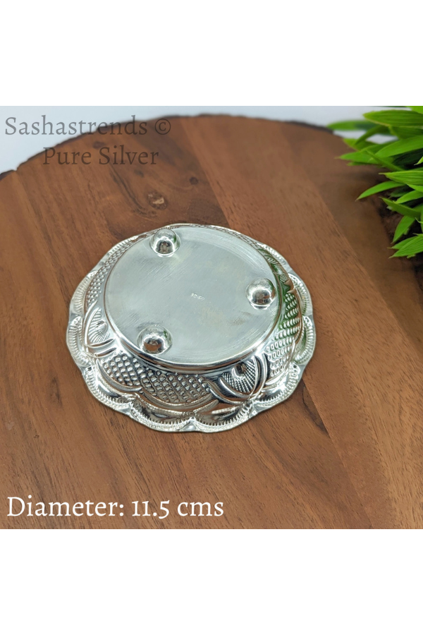 Pure silver plate -11.5 cms diameter- Silver pooja plate - pooja items for home, return gift for navarathri, wedding & housewarming