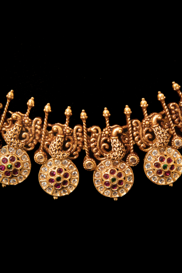 Radha White Stone Necklace - 925 silver gold polish