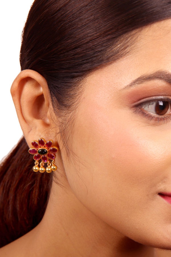 Rajshri Stud-925 silver gold polish