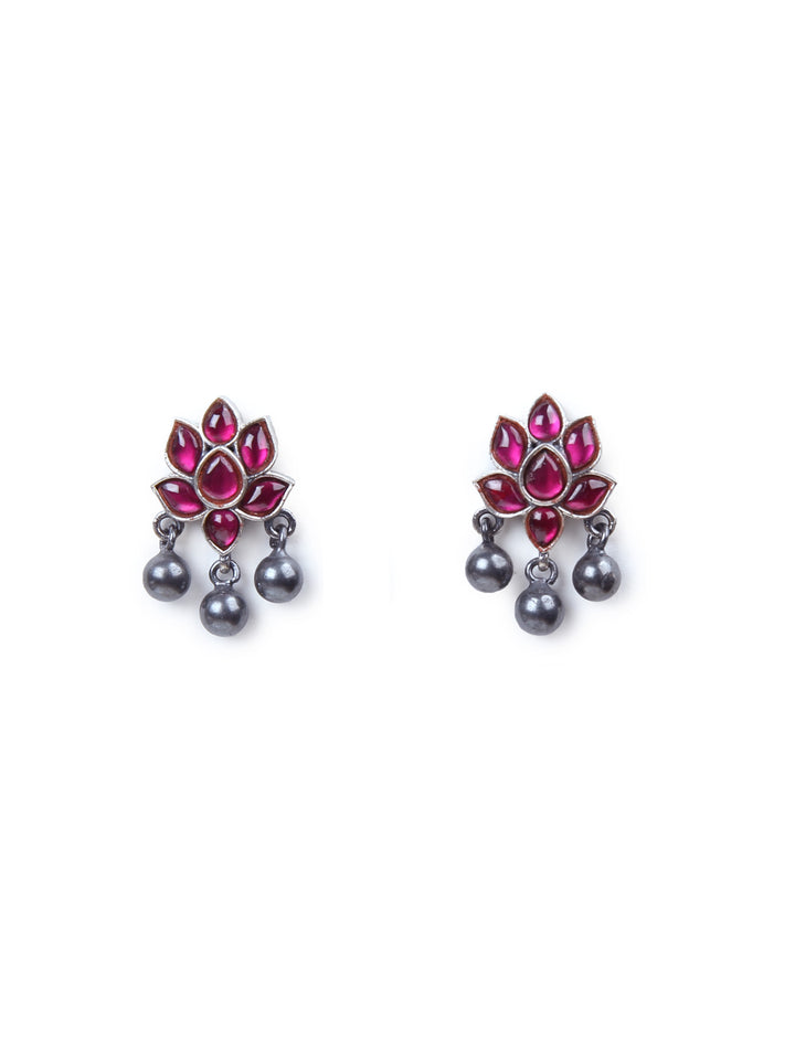 Saanvi Stud-925 silver (oxidized)-Earrings