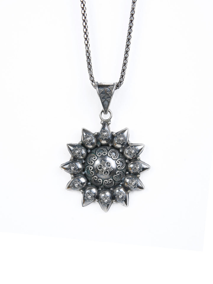 Savitra Necklace - 925 oxidized silver