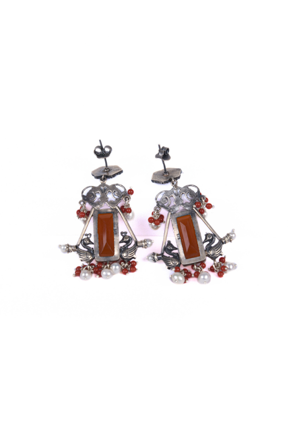 Pair of earrings with intricate design
