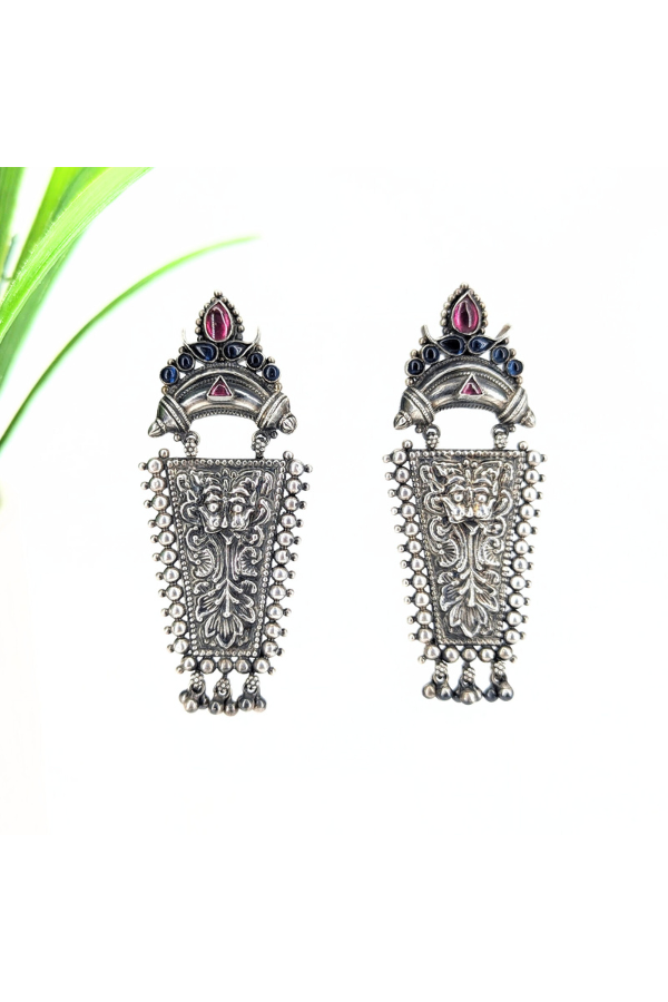 Simhamura Earring - 925 oxidized silver