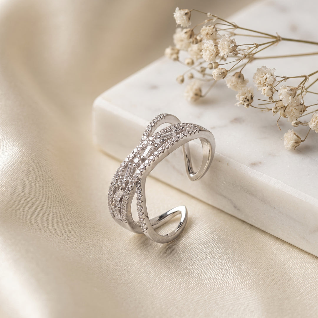Crossover Silver Finger Ring