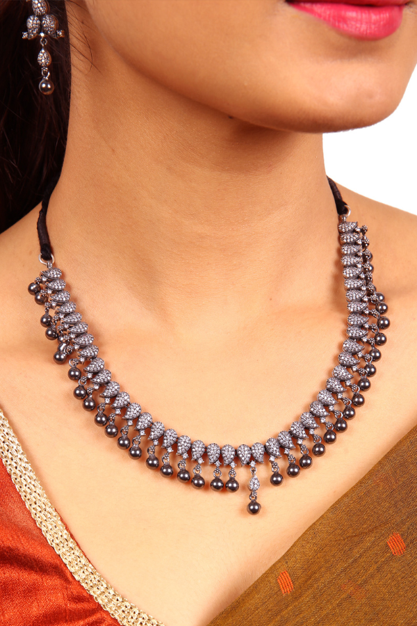 Tara Necklace - 925 oxidized silver