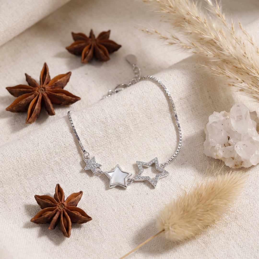 Charm bracelet