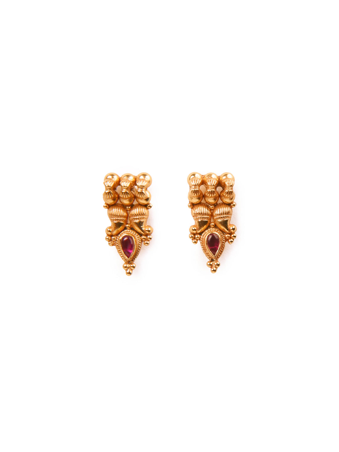 Tulika Stud - 925 silver gold polish