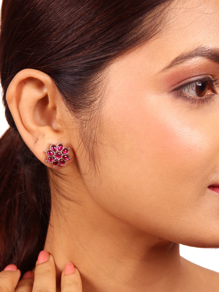 Uditi Stud - 925 silver oxidized - Earrings