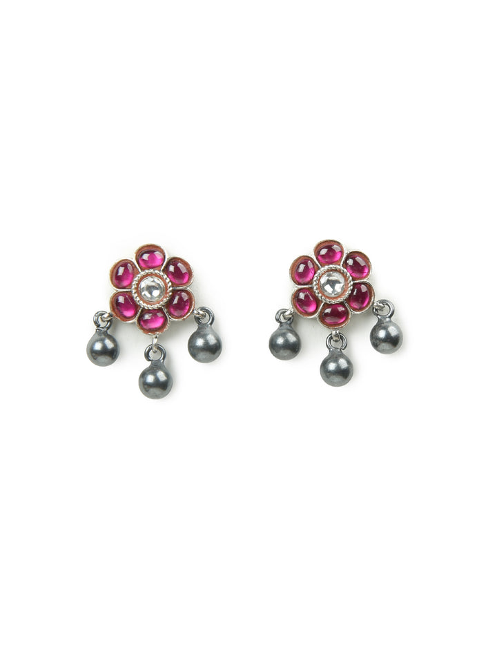 Vainavi Stud - 925 silver oxidized - Earrings