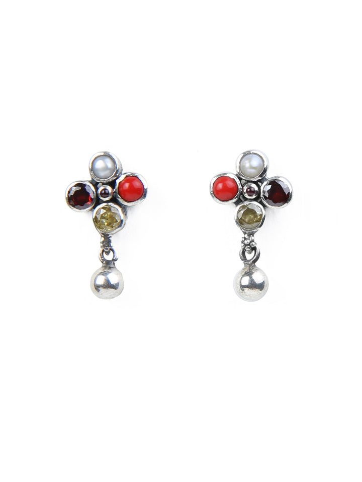 Vihaan Stud -925 silver oxidized - Earrings