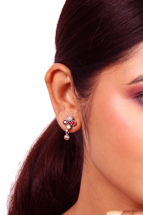 Vihaan Stud -925 silver oxidized