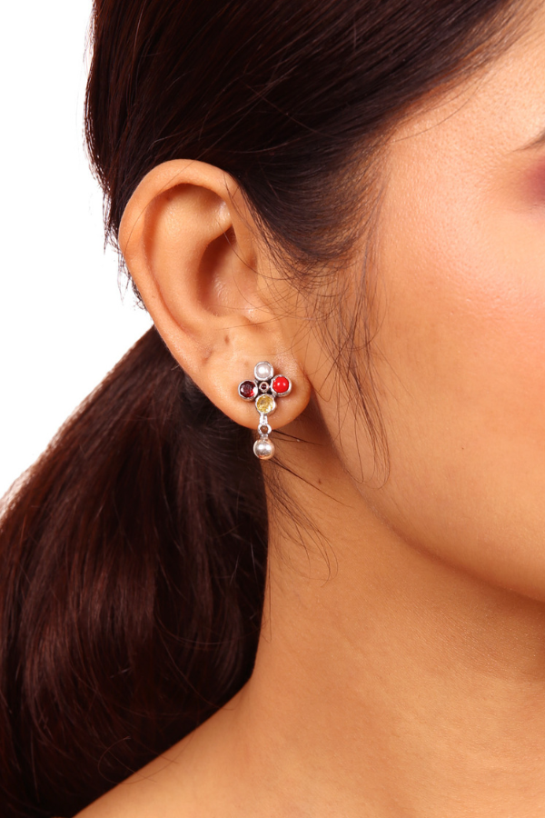 Vihaan Stud -925 silver oxidized