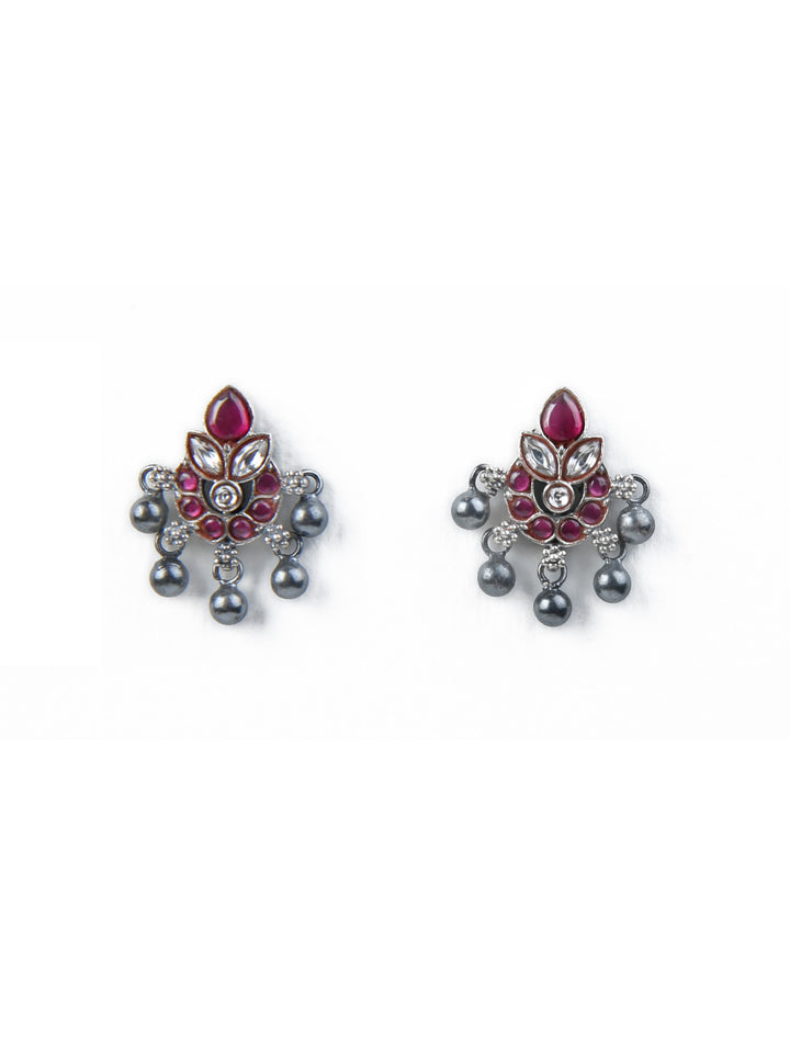 Vishali Stud - 925 silver oxidized - Earrings