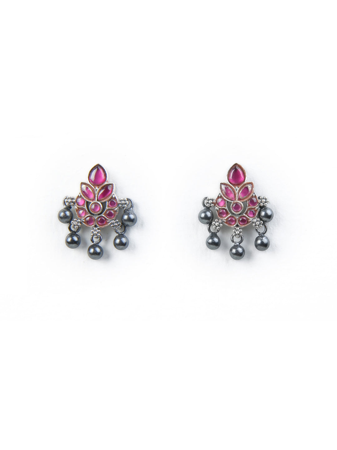 Yadavi Stud - 925 silver oxidized - Earrings