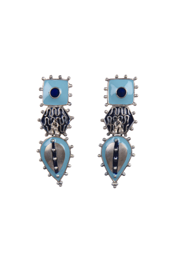 Pair of earrings with blue and silver design