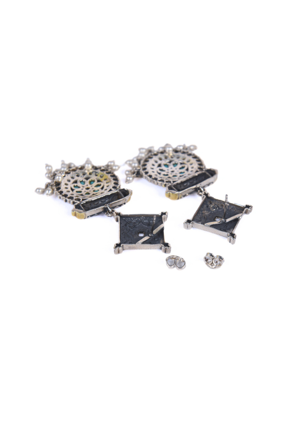 Nirja contemporary dual-tone 925 silver earring
