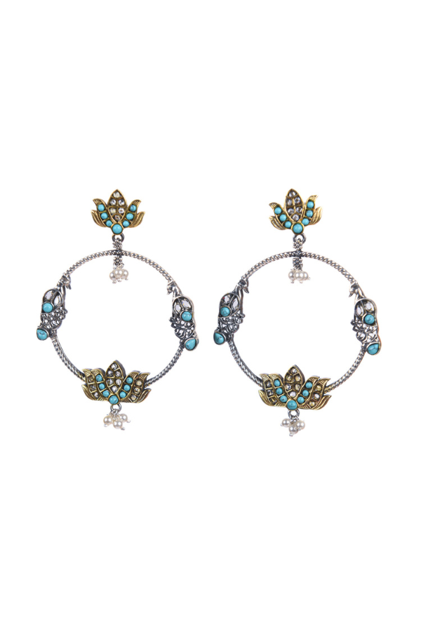 Earrings with turquoise stones