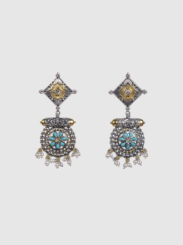 Nirja contemporary dual-tone 925 silver earring