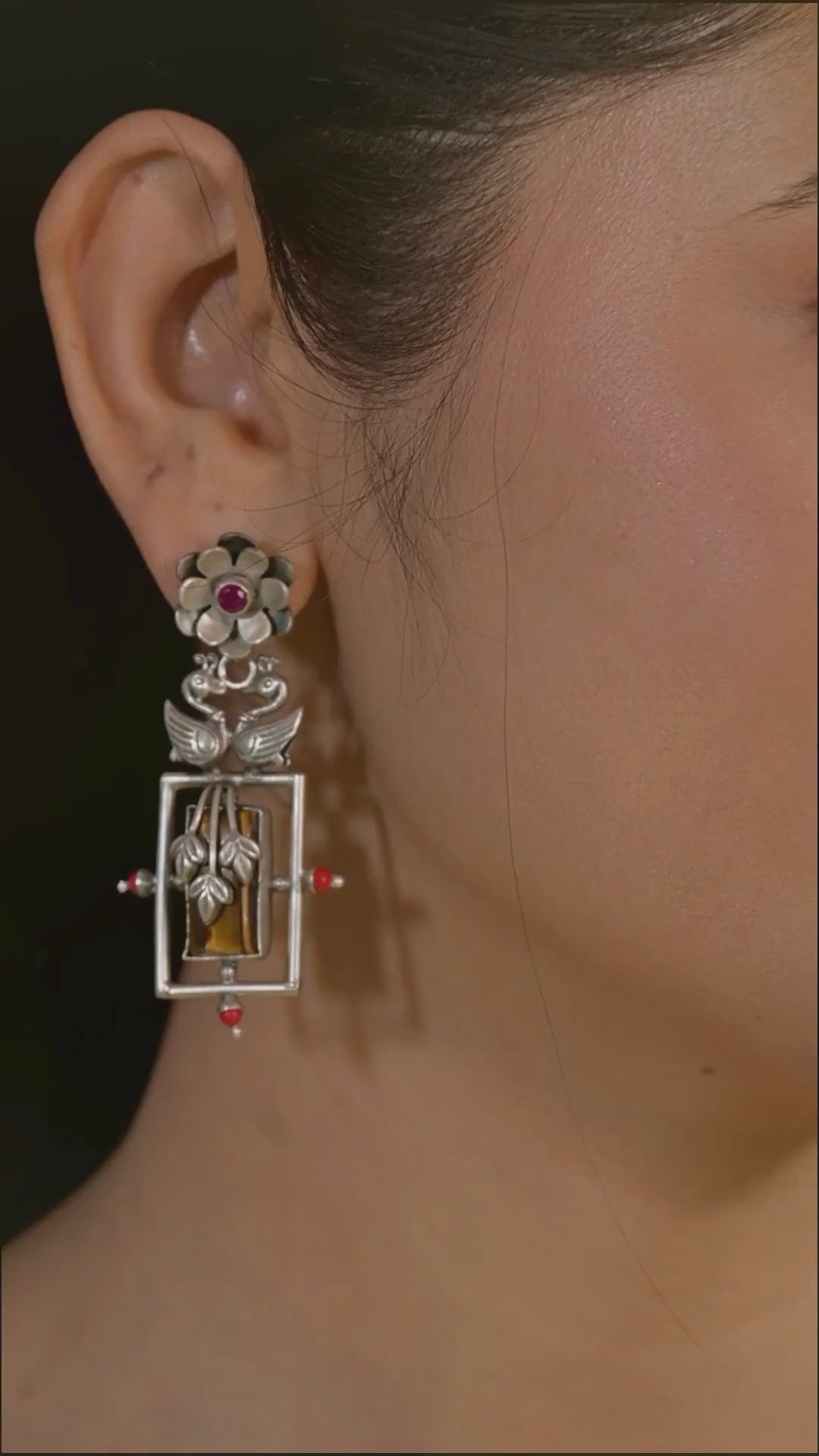 Doyel 925 silver oxidized earring