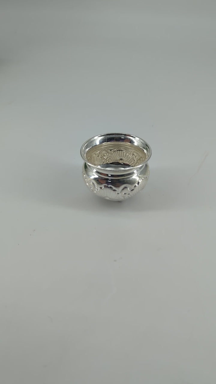 925 Silver bowl with tristand