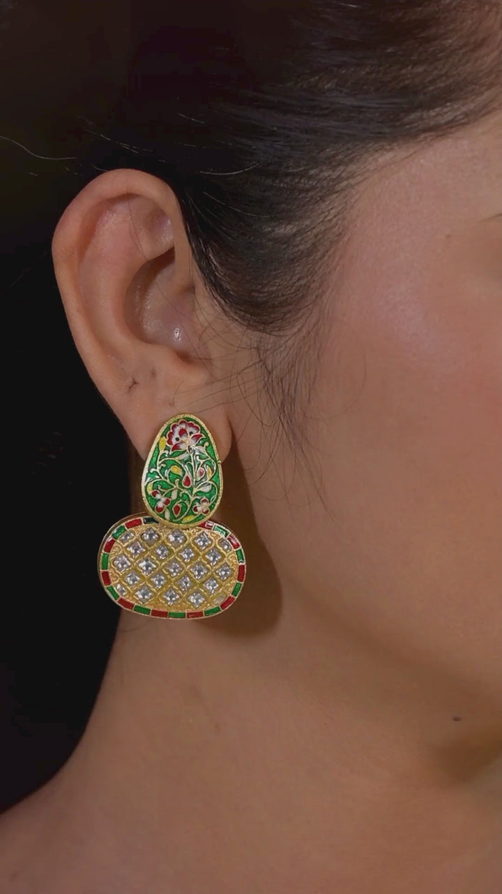 Ameya 925 silver gold plated earring