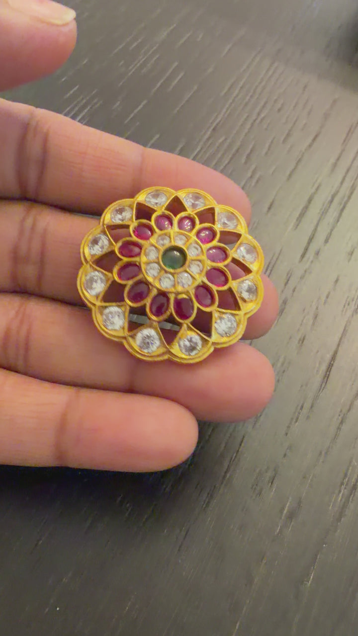Small Flower Pendant, Jada billa, Rakodi - 925 Silver Gold Polish