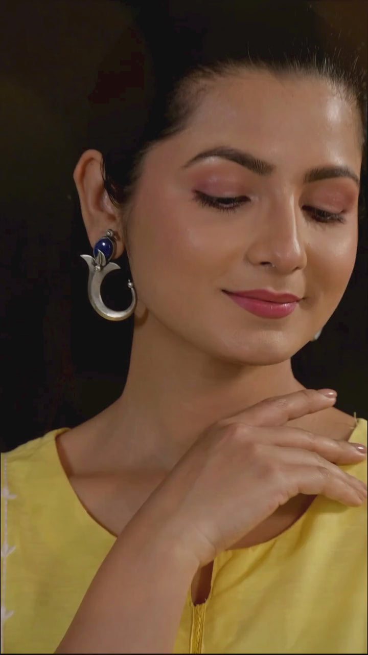Jivika 925 silver oxidized earring