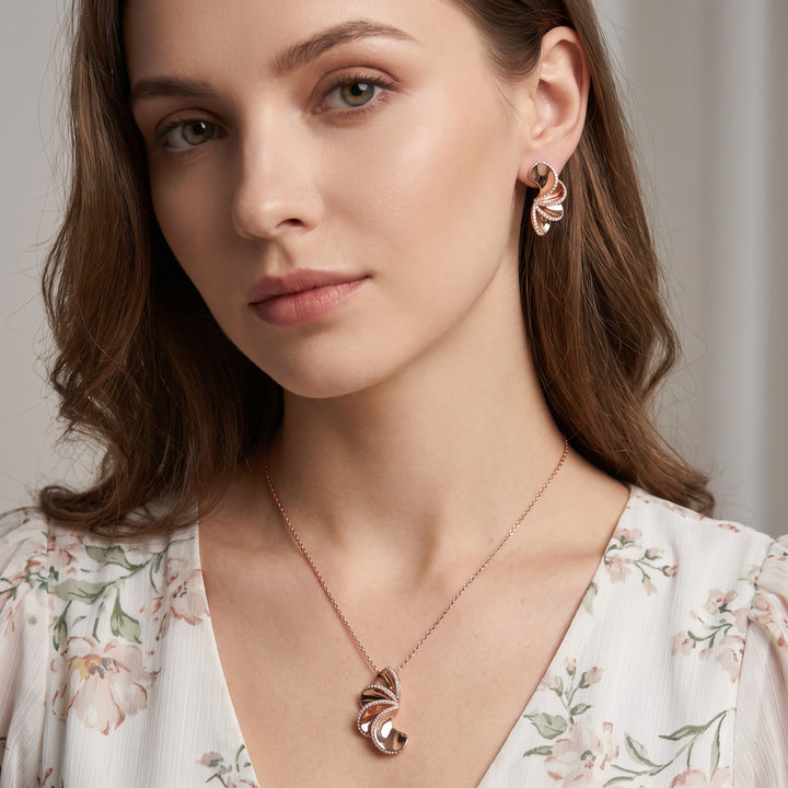 Petal Swirl 925 Silver Necklace