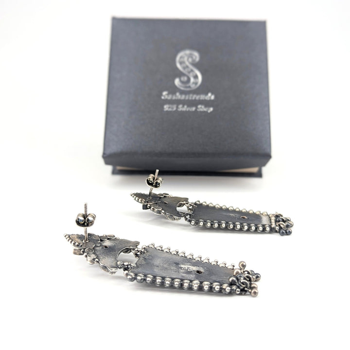 Simhamura Earring