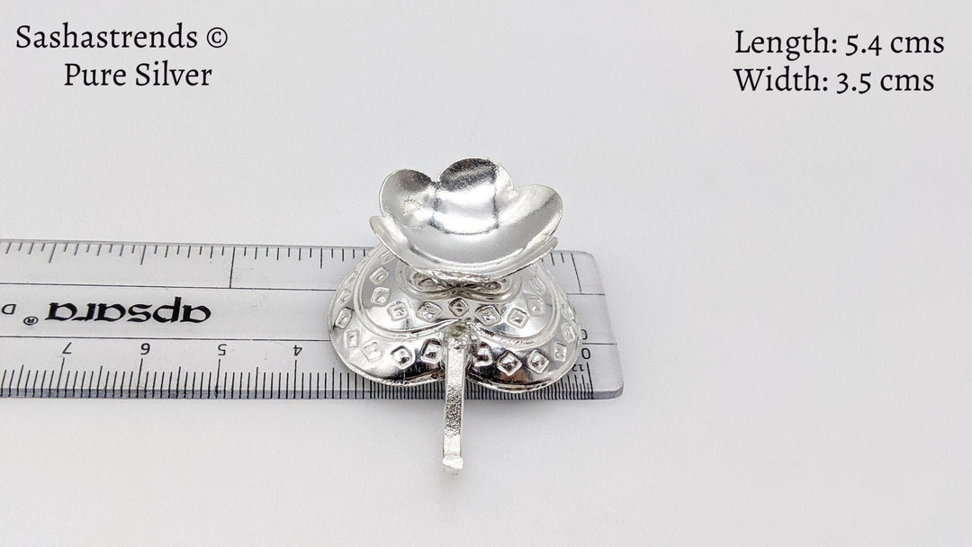 Pure silver heart diya/lamp- pure silver gift items- silver pooja items for home, return gift for navarathri, wedding & housewarming