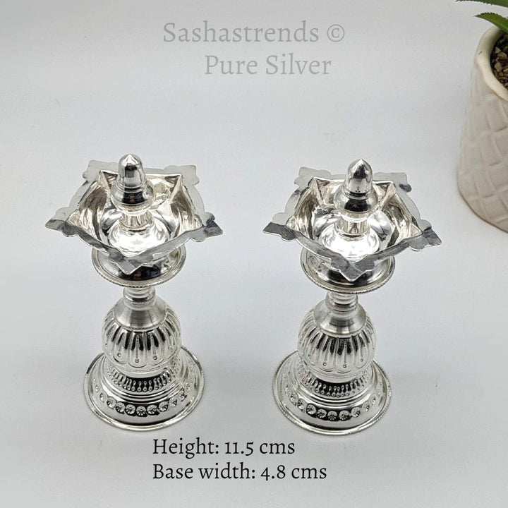 925 silver lamp/villakku height 11.5 cms -pure silver gift items- return gift for navarathri, wedding & housewarming