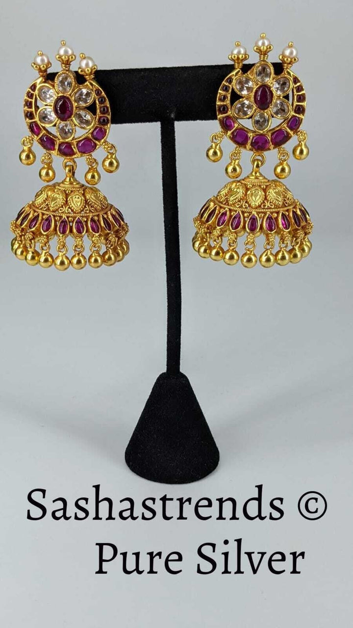 Pragya Jhumka Earring