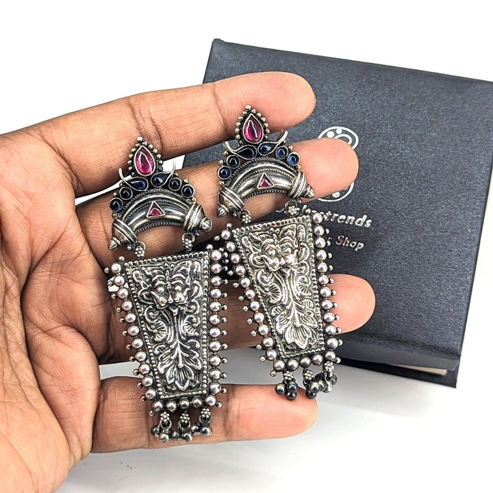 Simhamura Earring